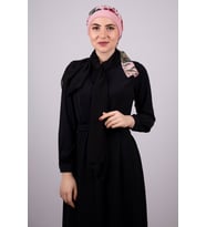 Pudra Pratik Hazır Geçmeli Tesettür Bone Sandy Kumaş Desenli Şifon Kemerli 1305D_06