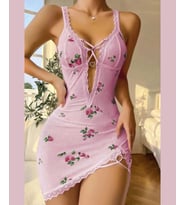 Lily Bianca %100 Pamuk Penye Kalp Çiçek Desenli Derin V Kalp Aksesuarlı Gecelik-13005 (Pembe)
