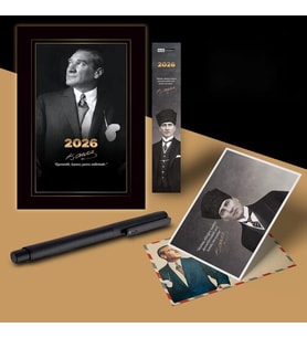 2026 İstikbal Atatürk Ajandası Ayraç Kartpostal Kalem - Siyah
