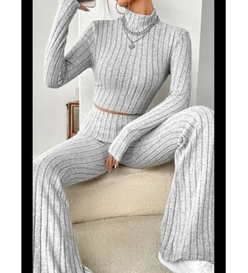 Fantezia Night Kadın Ekru Çizgili Boğazlı Crop Top ve Yüksek Bel Eşofman Takımı Spor Şık Kombin