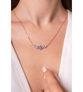 Unutma Beni Çiçeği 14 K Rose/Altın Kaplama Kadın Kolye (Mavi)