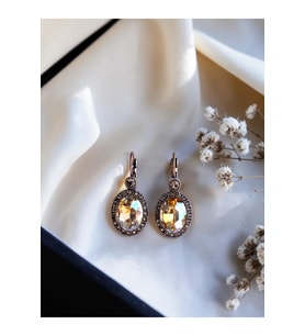 Kristal Taşlı Oval Küpe
