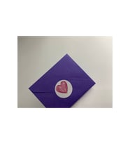 Pembe Minik Kalp Etiketi Yuvarlak Mat Çıkartma Pink Round Sticker 3 Cm (95 Adet)