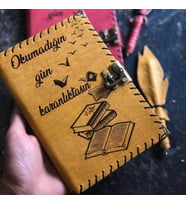 Okumadığın Gün Karanlıktasın Deri Defter (Taba)