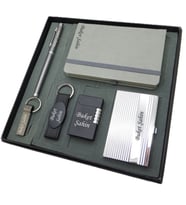 Signator® Ars  İsme Özel Set - 128 Gb. Usb Bellek + Çakmak + Not Defteri  + Anahtarlık + Kalem ve Kartvizitlik  Kişiye Özel Hediyelik Set (Karışık)