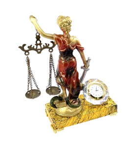 Size Özel İsimli ve Saatli Adalet Heykeli  Mermer Tasarımlı İsimli Kaideli (Model 3)