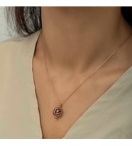 Gümüş Rose Kafesli Lotus Bayan Kolye