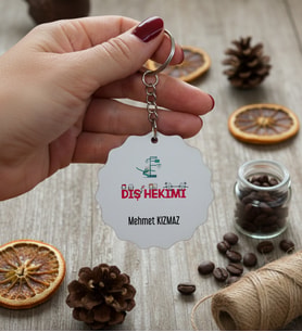 Kişiye Özel Diş Hekimi Anahtarlık Tıp Bayramı Hediyesi (Bej)