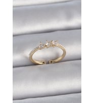 Pirinç Gold Renk Zirkon Taşlı Kalp İnci Detaylı Ayarlanabilir Model Kadın Yüzük (Altın)