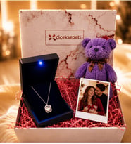 925 Ayar Gümüş Altın Kaplama Baget Zirkon Taşlı Kadın Kolyesi - Fotoğraflı Işıklı Kutu ve Mor Ayıcık