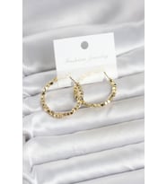 Pirinç Gold Renk Minimal Kare Halka Kadın Küpe