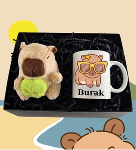 Capybara Peluş Oyuncak ve Capybara Baskılı Kişiye Özel Kupa Bardak Hediye Seti