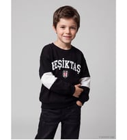 LCW Kids Siyah Beşiktaş Lisanslı Erkek Sweatshirt