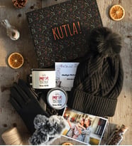 Kişiye Özel Drama Öğretmeni Hediye Kutusu - Kişiye Özel Lüks Fincan, Bere, Eldiven, Mum, Fotoğraf 10 Adet Öğretmenler Günü Hediyesi (Siyah)
