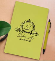 BK Gift Kişiye Özel İsimli Sarı Sert Kapaklı Defter ve Tükenmez Kalem Seti, Arkadaşa Hediye, Yeni İş Hediyesi, Doğum Günü Hediyesi (Model 20)
