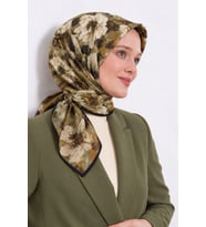 Lesscarves Çiçek Desenli Pamuk İpek Eşarp LS2214