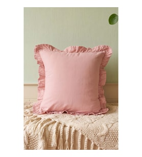 Pembe Fırfırlı Dekoratif Kırlent Kılıfı