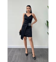 Saten Kumaş Boncuk Detaylı Elbise - SİYAH