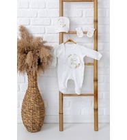 Pia Baby Premium %100 Pamuk İsimli Kız Bebek Tulumu Şapka ve Eldiven Yenidoğan Hediye Seti 5080-09 (Ekru)