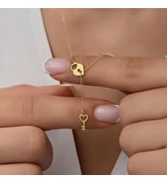 Kişiye Özel Kalp Anahtar Sallantılı Model Kolye 925K Gümüş (Gold)