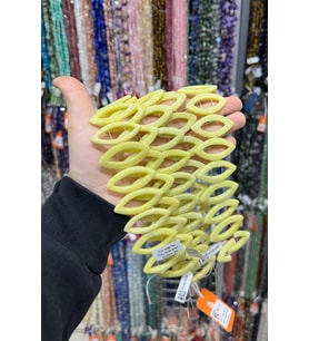 Olivin Taşı Dikey Delikli Kesim 45x20mm Doğal Taş Dizi