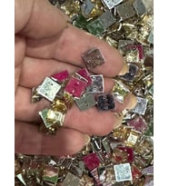 1 CM 50 GR DELİKLİ DİKME RENKLİ BONCUK PUL OYA YAZMA GİYİM DİKİŞ AKSESUARI