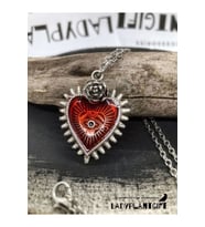 Rose Eye Of Heart Gotik Kalp Kolye Kırmızı (Kırmızı-Beyaz)
