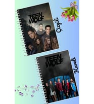 Teen wolf defter seti 2 adet A4 boyutu 21*30 çizgili + kareli 60 syf