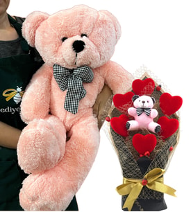 Büyük Boy Pembe Peluş 80 cm Ayıcık ve Kırmızı Kalpli Pembe Ayıcık Buketi