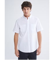 LCWAIKIKI Classic Beyaz Regular Fit Kısa Kollu Erkek Dokulu Gömlek