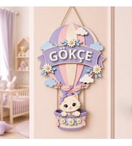 Kişiye Özel Çiçekli Balon ve Kedi Temalı Ahşap Bebek Odası Kapı Süsü
