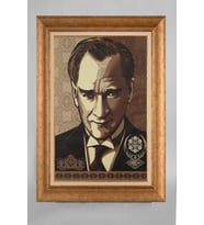 Altın Varaklı Paspartulu Çerçeveli Atatürk Tablo sd527