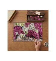 Beyaz ve Mor Çiçekler Tasarımı 240 parça Ahşap Puzzle Ahşap Kutuda MP03710
