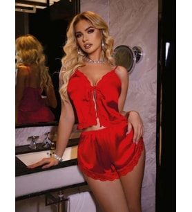 Amora Secret Kırmızı İnce Askılı Dantel İşlemeli Dekolteli Saten Şortlu Takım