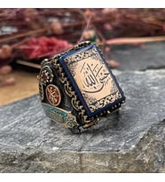 925 Ayar Gümüş Hasbi Allah Yazılı Büyük Kasa Usta İşi Erkek Yüzük