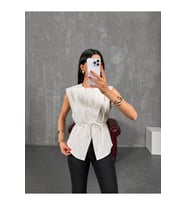 Bej Keten Bağlama Detaylı Kolsuz Bluz