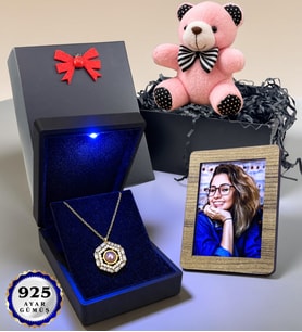 Fotoğraflı & Pembe Ayıcıklı 925 Ayar Gümüş Altıgen Baget Kolye 100 Dilde Seni Seviyorum Altın Kaplama Zirkon Taşlı Kadın Kolye