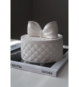 Elegance Bow Serisi Şık Ve Dekoratif El Yapımı Beyaz Mum