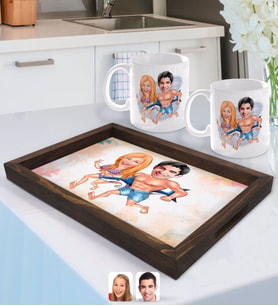 BK Gift Kişiye Özel Sevgililer Karikatürlü Doğal Ahşap Tepsi ve 2’li Kupa Bardak Seti-8