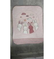 Hello Rabbıt Bebek Battaniyesi (100x120) [BEHREHANE]