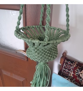 El Örme Makrome Saksılık (Sarı-Yeşil-Kahverengi-Beyaz)