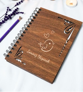 Kişiye Özel Kuş Desenli Ahşap Kapaklı Defter - Ajanda - İsme Özel - A5 60 Yaprak (120 SAYFA) Hediyelik (Gümüş)