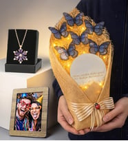 Fotoğraflı Premium Hediye Led Işıklı Aynalı Kelebek Buketi ve Gerçek Ametist Taşlı Lotus Kolye (Mavi)