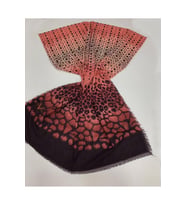 Etnik Desen Haiti Seri Şal Eşarp Askısı ile Birlikte 80x190 cm Nar Çiçeği Kahver