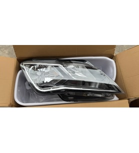 Seat Toledo Sağ Far 2012-2018 6JB941016