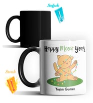 Kişiye Özel Happy Meow Year Kedi Tasarımlı Sihirli Kupa (Siyah - Beyaz)