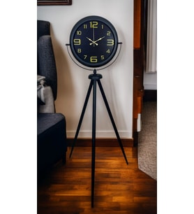 Gold Rakamlı Siyah Tripod Ayaklı Saat (Standart)