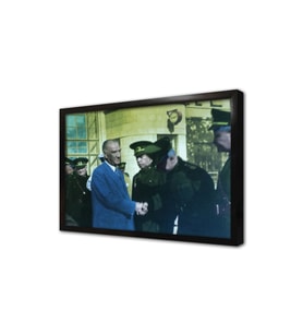 Atatürk Ankara Tren Garında Çerçeveli Cam Tablo