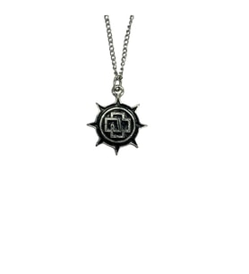 Rammstein Rock Grubu Yuvarlak Logolu Kolye – Unisex - 60 cm (Gümüş)