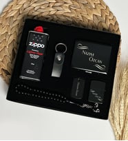 Özel Erkeklere Lüks Kutulu Zippo Benzin Sigara Tabakası & Metal Çakmak Tespih Askeri Künye Deri Anahtarlık Hediye Seti LK75